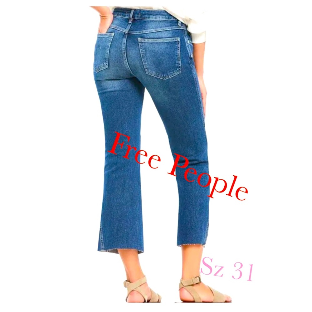 Super cute Free People cropped raw hem slight flair. Excellent condition. Sz 31